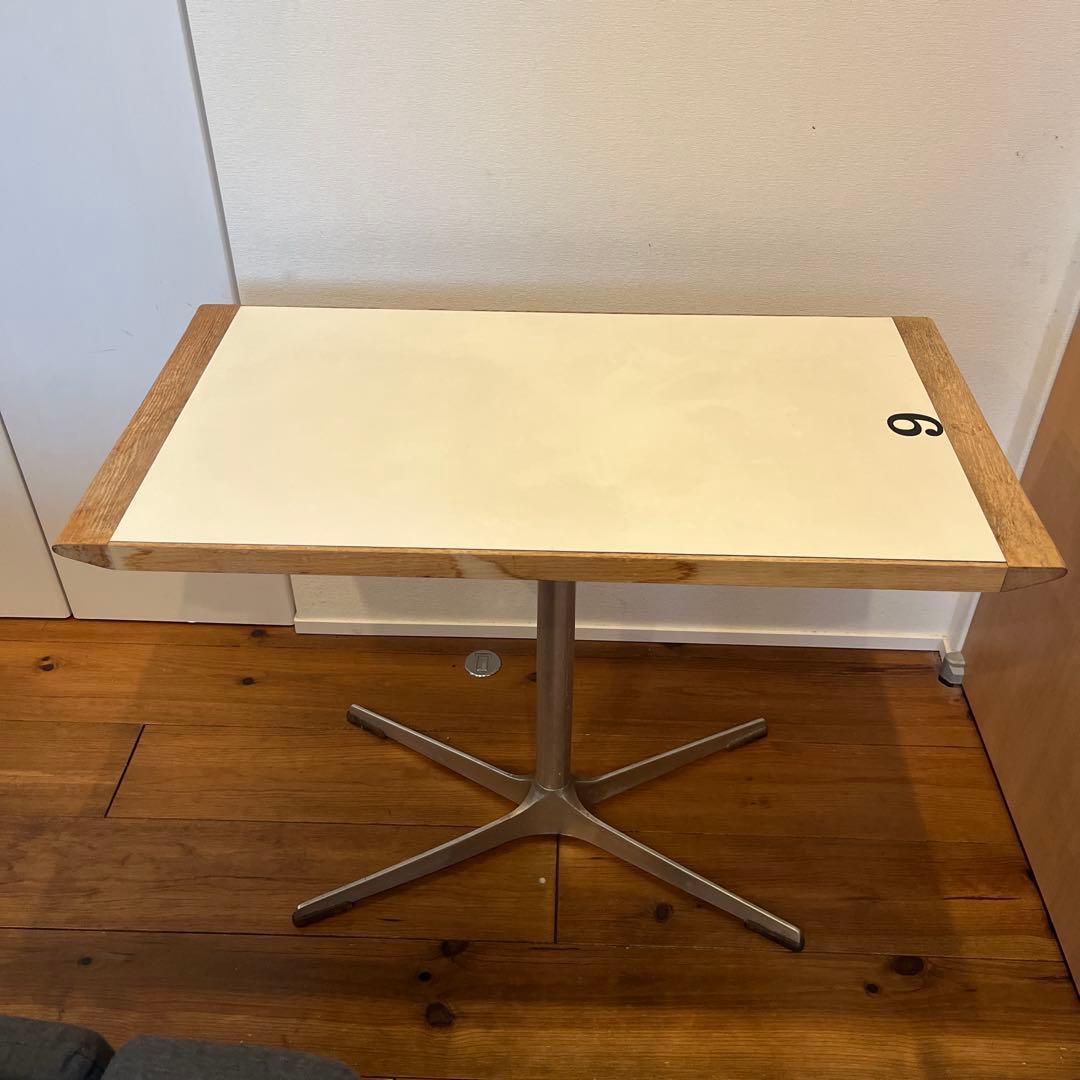 ヴィンテージ　カフェテーブル