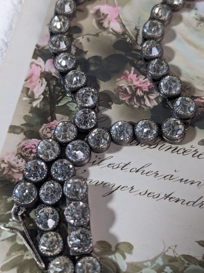 イギリス　アンティーク　クリアペースト　ネックレス　シルバー