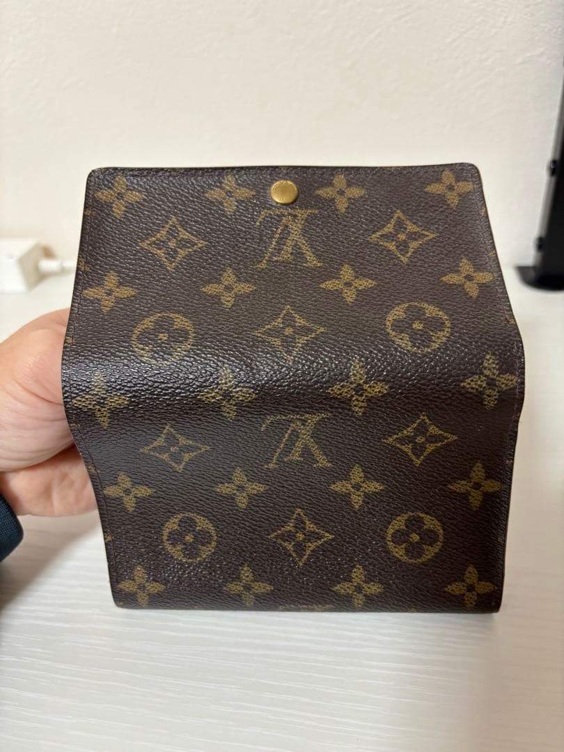 Louis Vuitton モノグラム 二つ折り財布 ビエ トレゾール