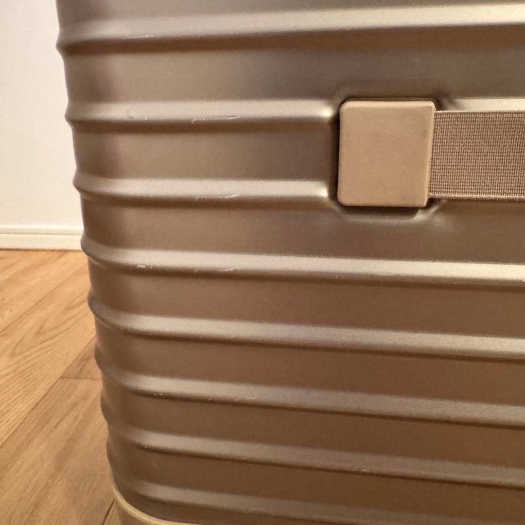 s*9様 【貴重な4輪タイプ】RIMOWA キャリーケース トパーズ チタニウム