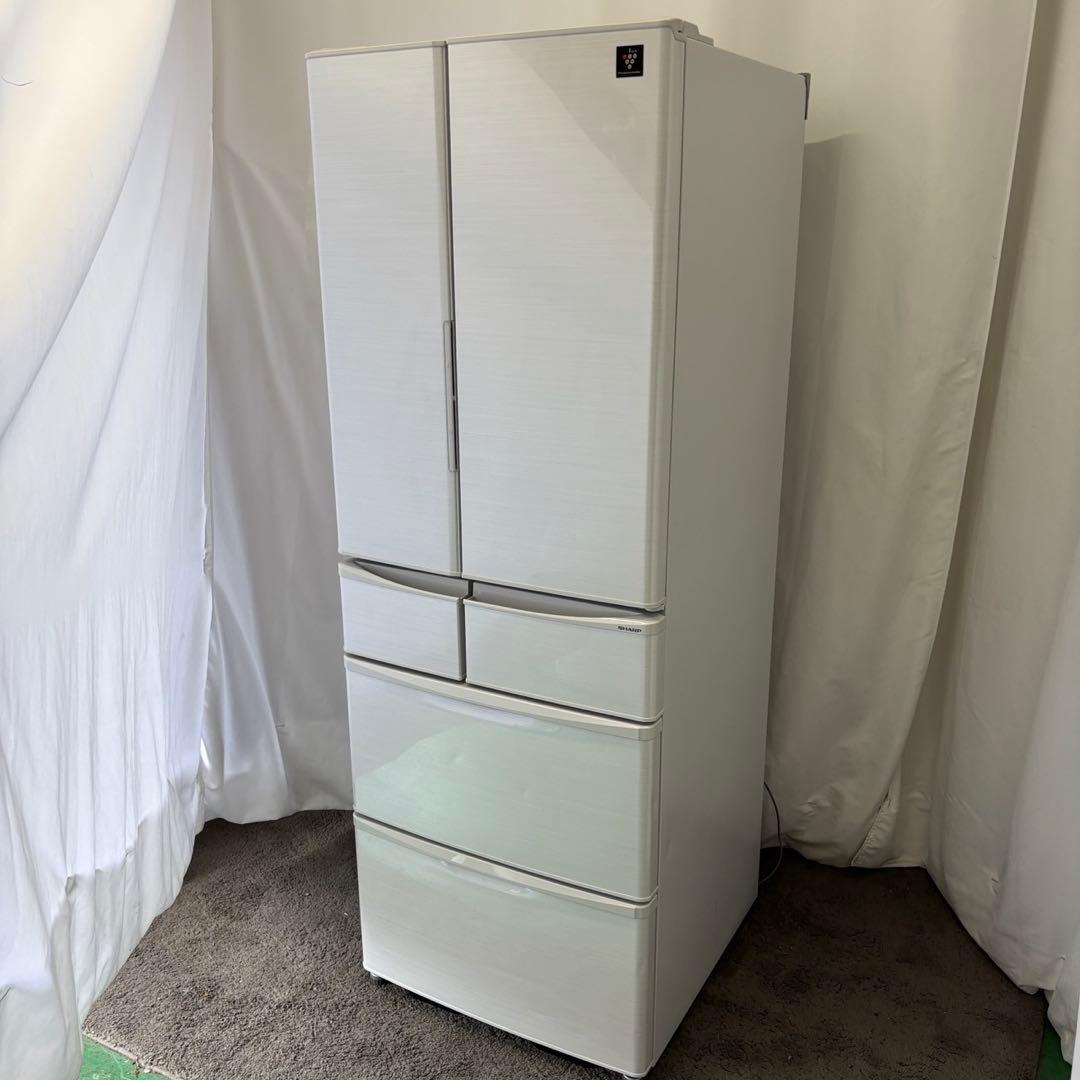 789　シャープ　冷蔵庫　設置無料　400-500L　観音開き　白　綺麗　安い‼️