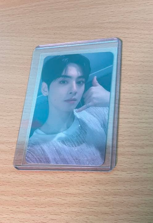 ASTRO ウヌ　サノク