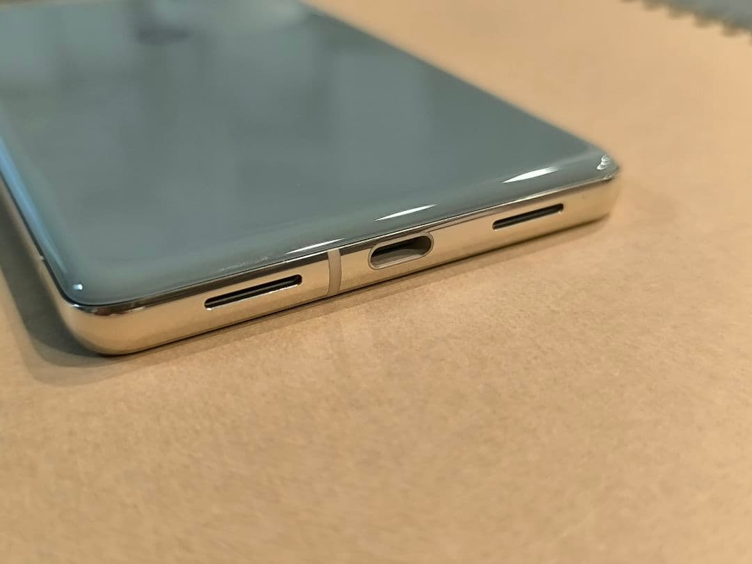 Google pixel 7 pro 訳あり美品 128gb ヘーゼル 海外版