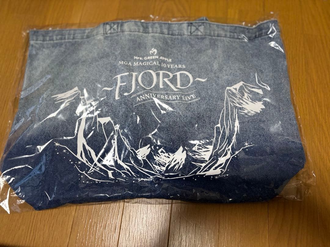 即日発送　新品未使用品　未開封 ミセス　FJORD デニムバッグ 花火プリント