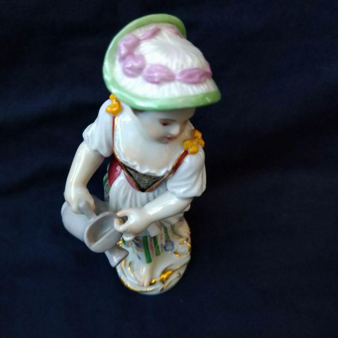 ✤マイセン(Meissen)フィギュリン『ジョウロを持つ少女』