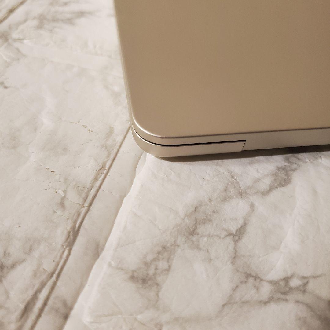 MacBook Air 13インチ 2022 M2チップ 8GB 512GB