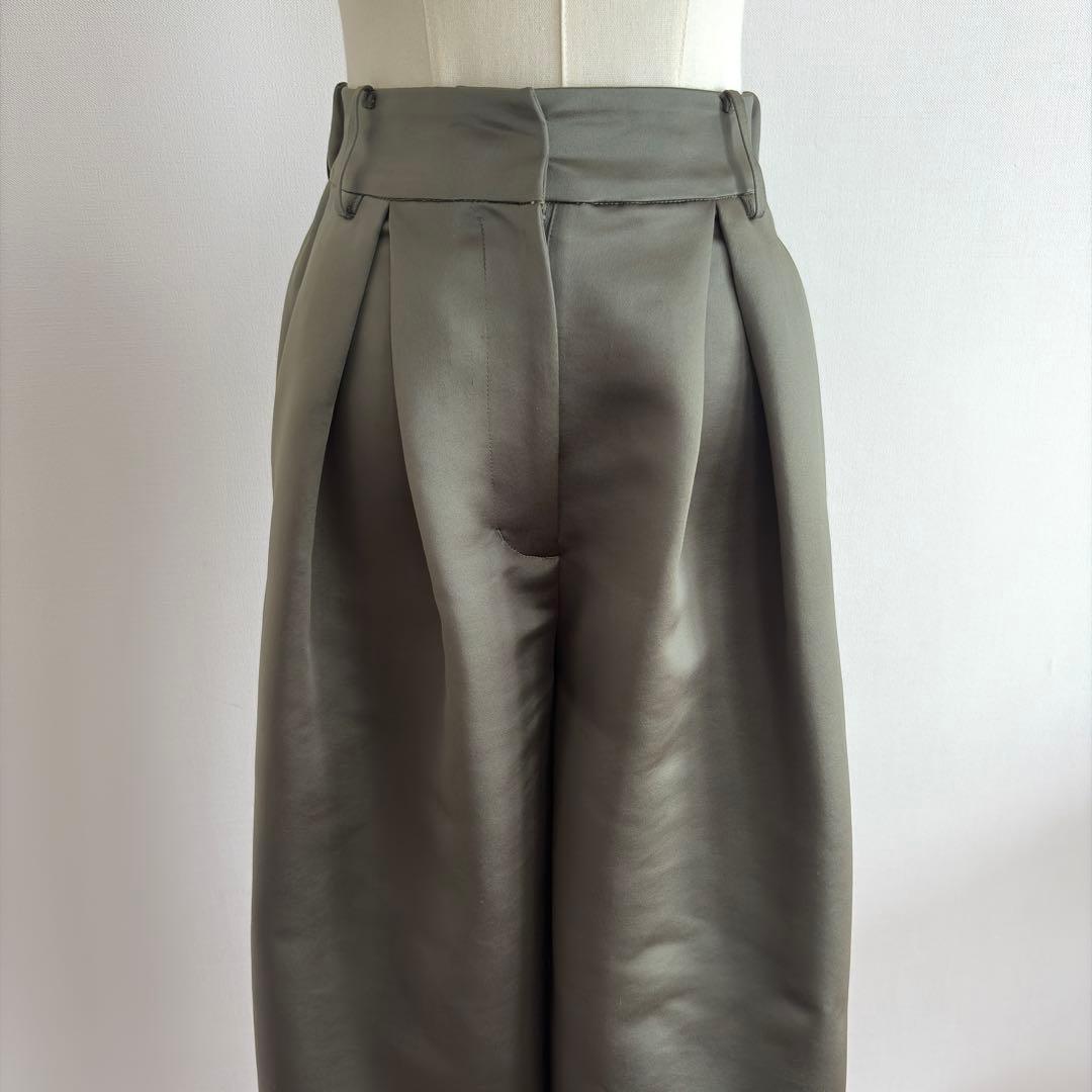 Heve へイヴ サテンフレアガウチョパンツ オリーブ 36