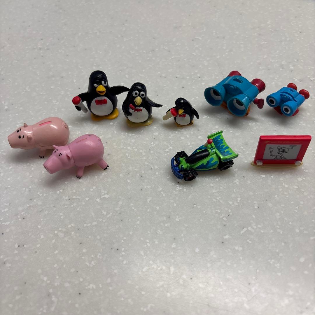 トイ・ストーリー2 フィギュアまとめ売り BUZZの車型缶ケース付き