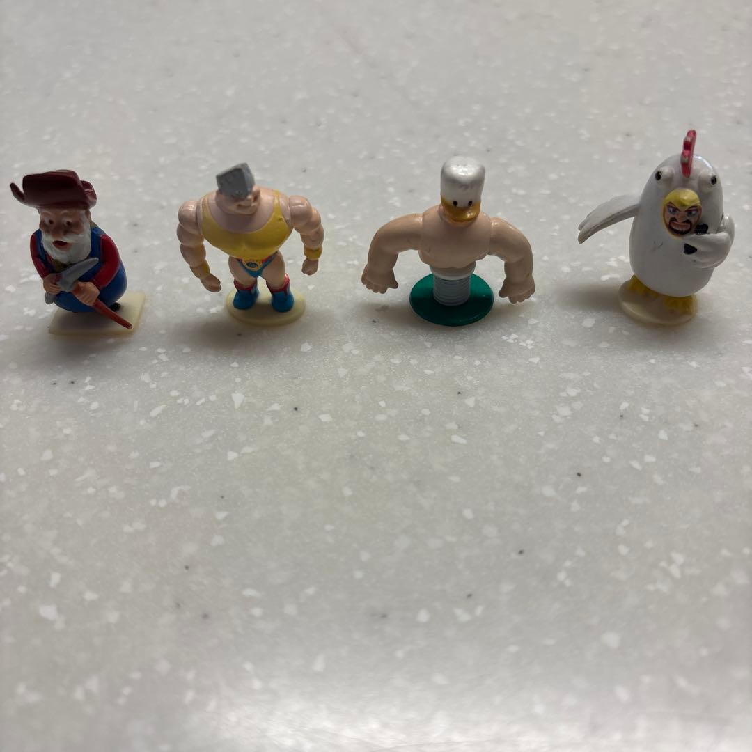 トイ・ストーリー2 フィギュアまとめ売り BUZZの車型缶ケース付き