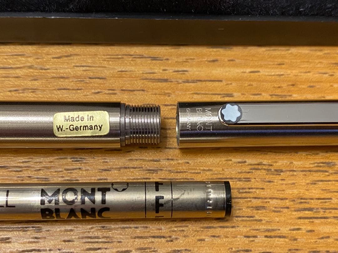 【新品・未使用】MONTBLANC モンブラン ノック式ボールペン Sライン