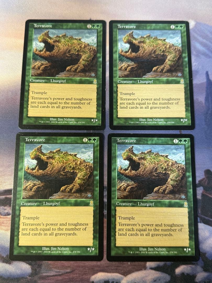 MTG/ODY/土を食うもの/英/4枚