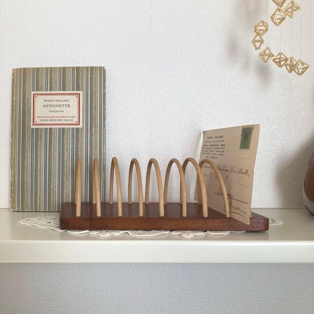 北欧ヴィンテージチークのトーストスタンドブックスタンドやカードスタンドとしても♪