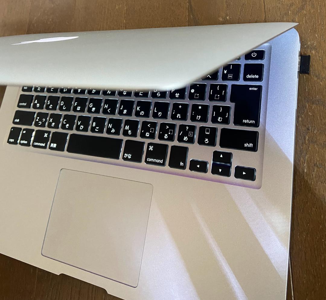 MacBook Air 2017 13インチ Intel i5 Monterey