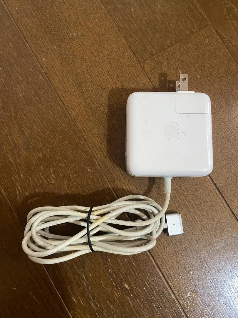 MacBook Air 2017 13インチ Intel i5 Monterey