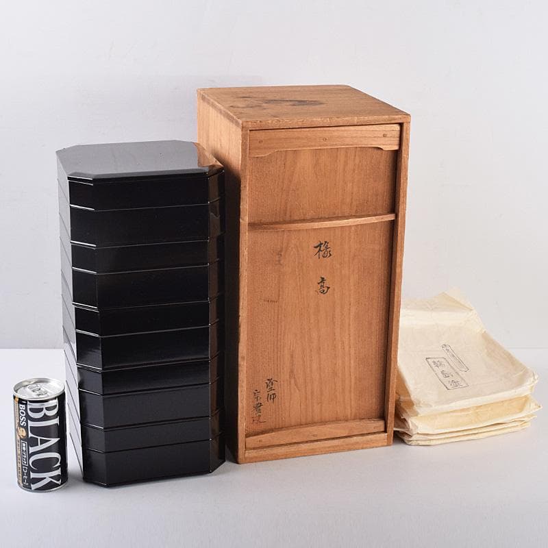 輪島塗　八幡宗豊造　黒漆　縁高重　五段　共箱　V　R8985B