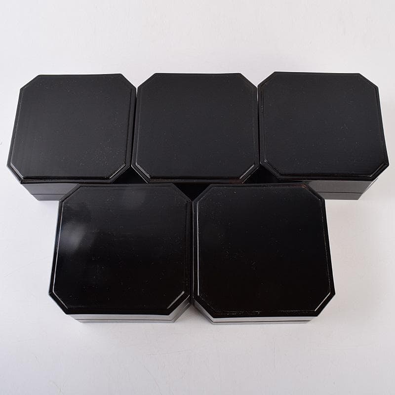 輪島塗　八幡宗豊造　黒漆　縁高重　五段　共箱　V　R8985B