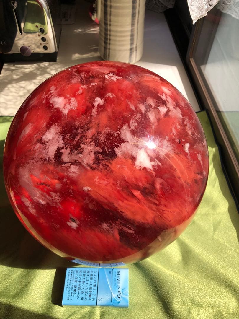 赤玉水晶(超巨大玉)