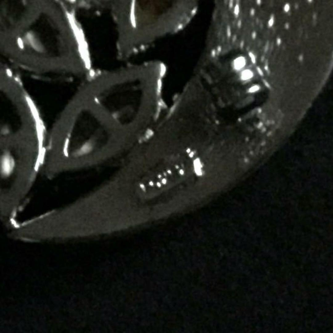 在庫一掃セール中！ 三日月型のロマンティックなブローチ