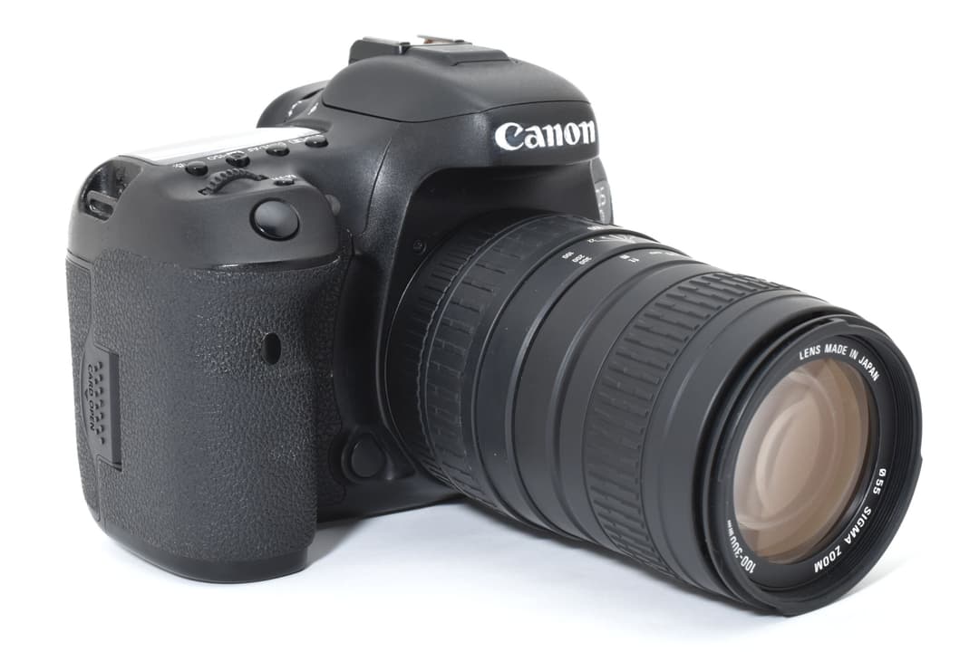 Canon EOS 7D Mark II + シグマ 100-300mm