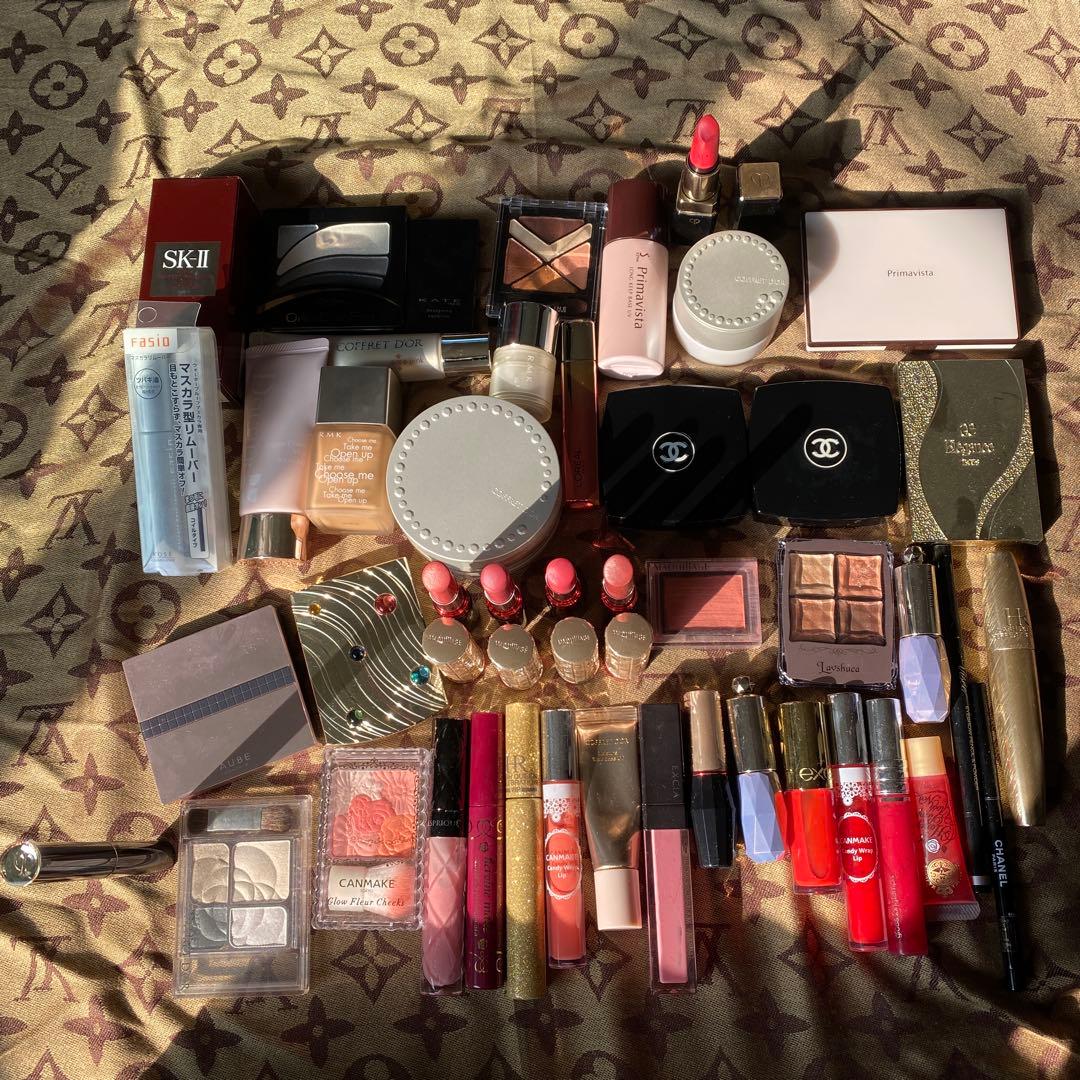コスメまとめ　43個　デパコス、プチプラ色々