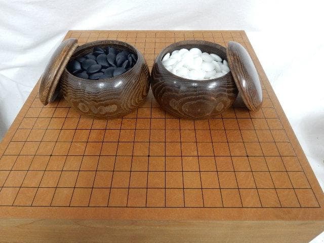 囲碁セット（囲碁盤＋栗碁笥＋硬化ガラス碁石）　未使用保管品