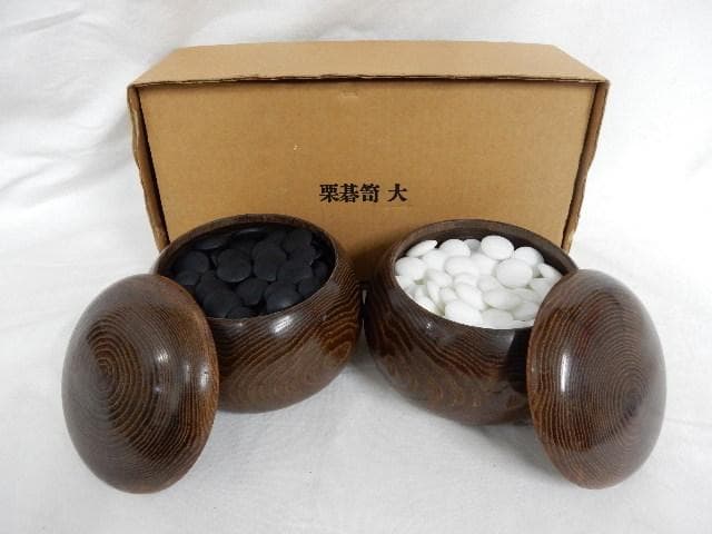 囲碁セット（囲碁盤＋栗碁笥＋硬化ガラス碁石）　未使用保管品