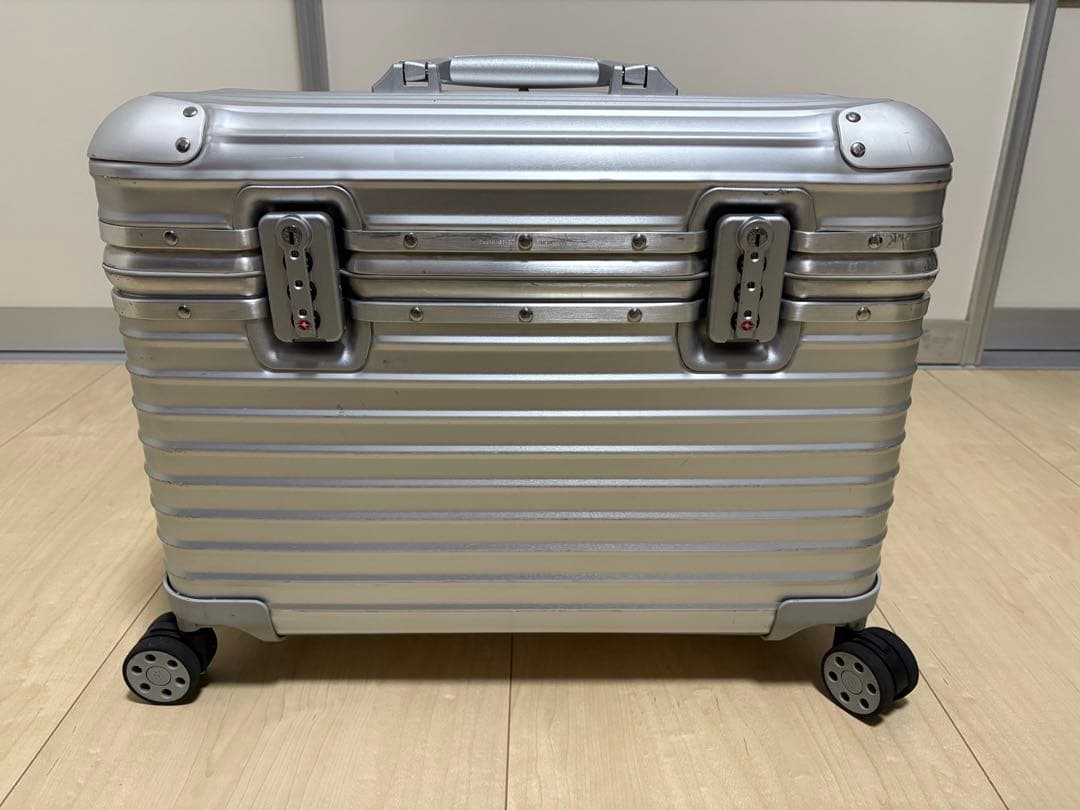 【RIMOWA】ORIGINAL PILOT SILVER 92551004