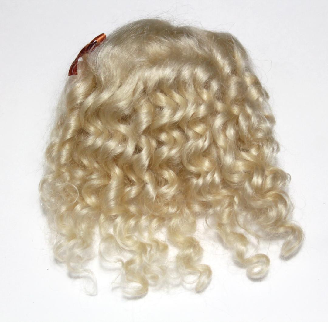 ◎新品【頭囲17cm】モヘア　ウィッグ　ビスクドール 人形用　ウイッグ