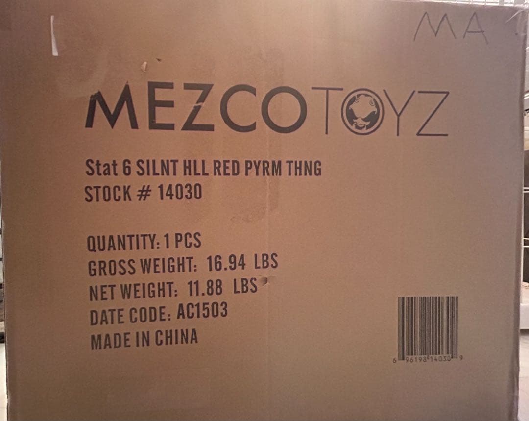 日*1様 レア！Silent Hill 2 1/6スタチュー Mezco Toy