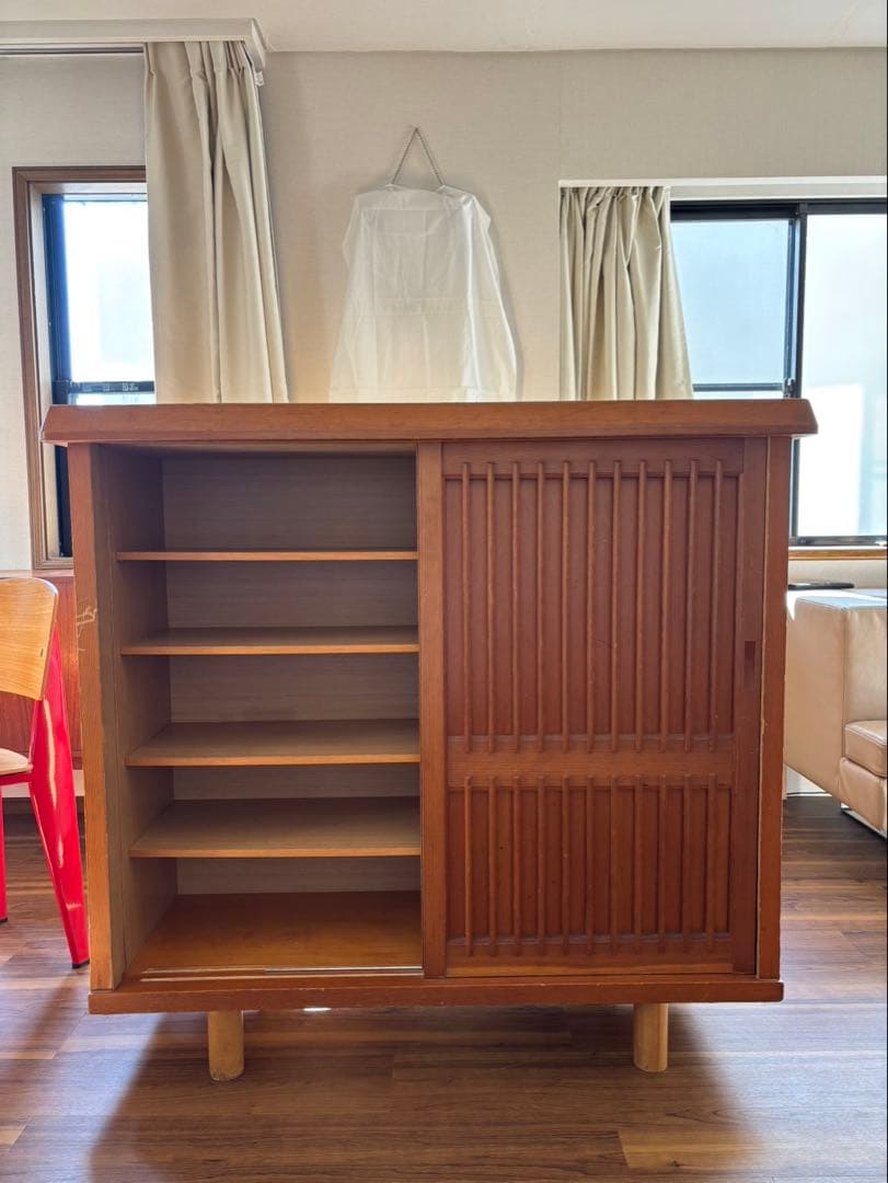 ナチュラルウッドキャビネット