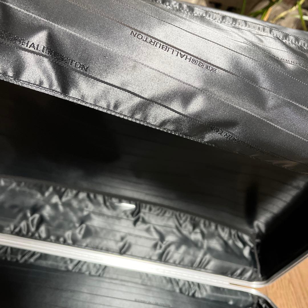 【廃盤品】頑丈です！シンプル構造　ゼロハリバートン　アルミ製キャリーケース