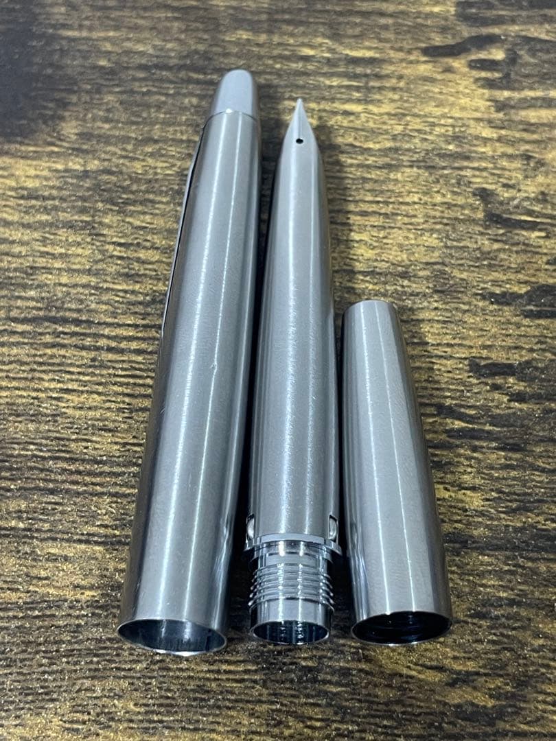 試筆のみ　1975年製　ペン先軸一体型　字幅F　ミュー　万年筆　H1175