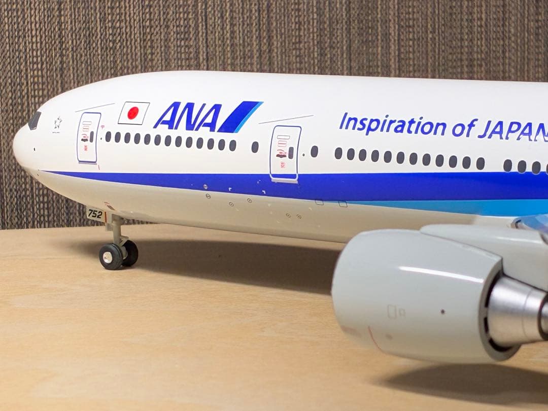 全日空商事 777-300 1/200 非ER 国内線仕様機