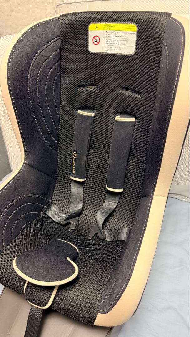 年末値下げ【美品】ISOFIX対応 レクサス 車用チャイルドシート