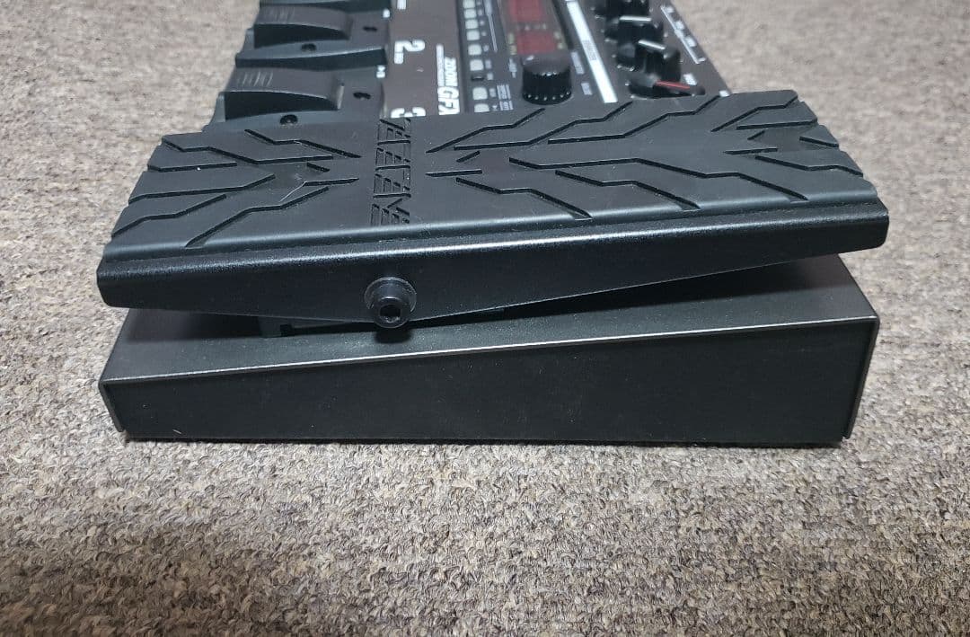 ZOOM マルチエフェクター GFX-5 純正ACアダプター付き 動作確認済み