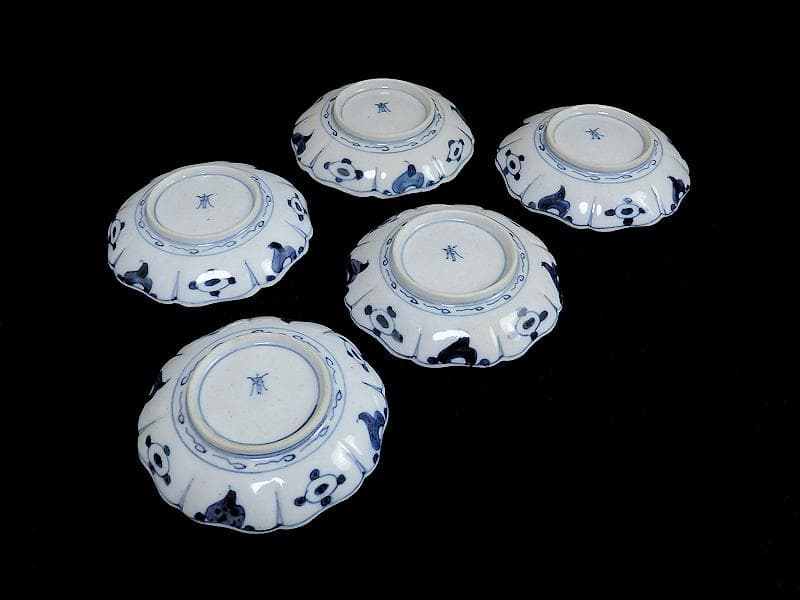 大聖寺伊万里　染錦　捻り紋　芭蕉葉に巻物　３寸半皿 ５枚　C840AS-BQo