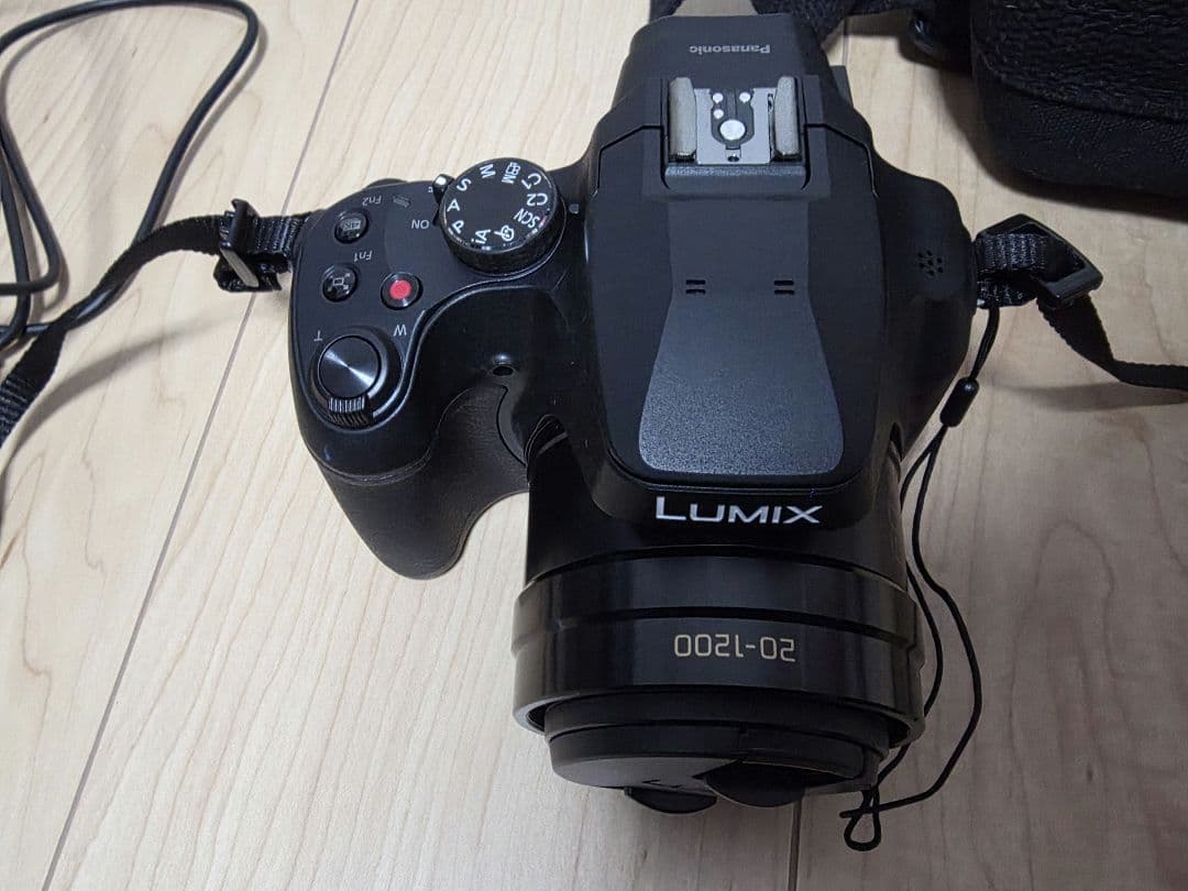 【美品】Panasonic デジタルカメラ LUMIX DC- FZ85D