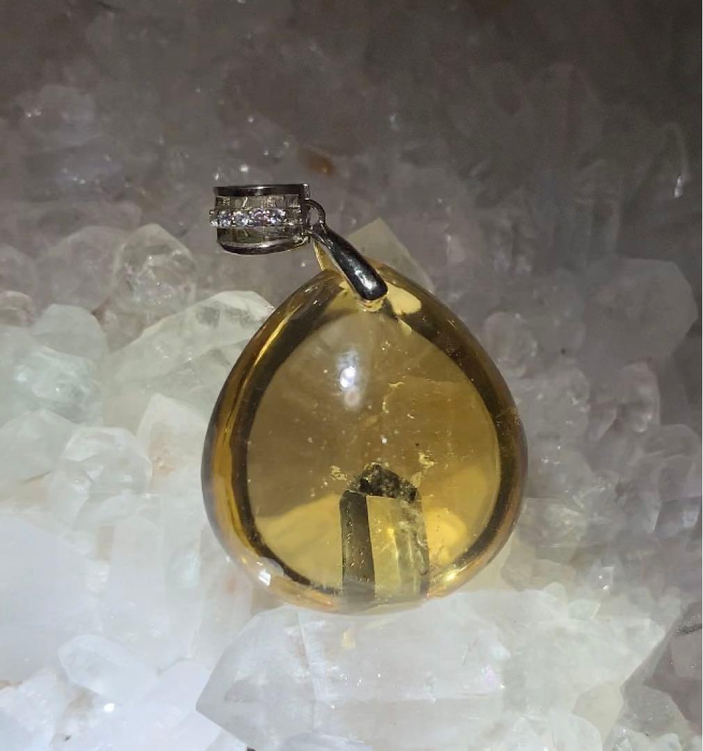 ⭐️祖師谷くん様 ⭐️ 非加熱シトリンクォーツインクォーツシトリン　ペンダントトップ