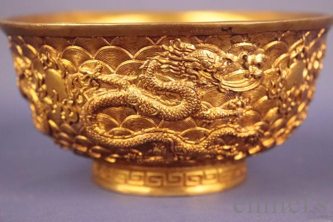 中国古美術 旧蔵 清代 鍍金銅蟠龍碗 双龍戲珠 鏨刻酒碗 茶碗 精銅製 古美味