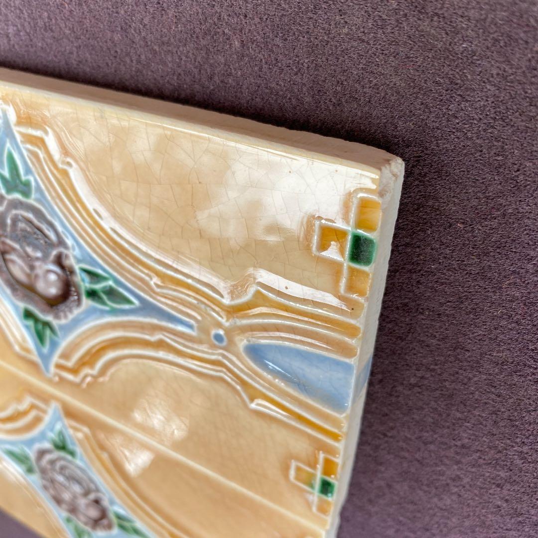 ハンドメイド日本製アンティークマジョリカタイル⑨Ａ４枚セット　プラナカンタイル