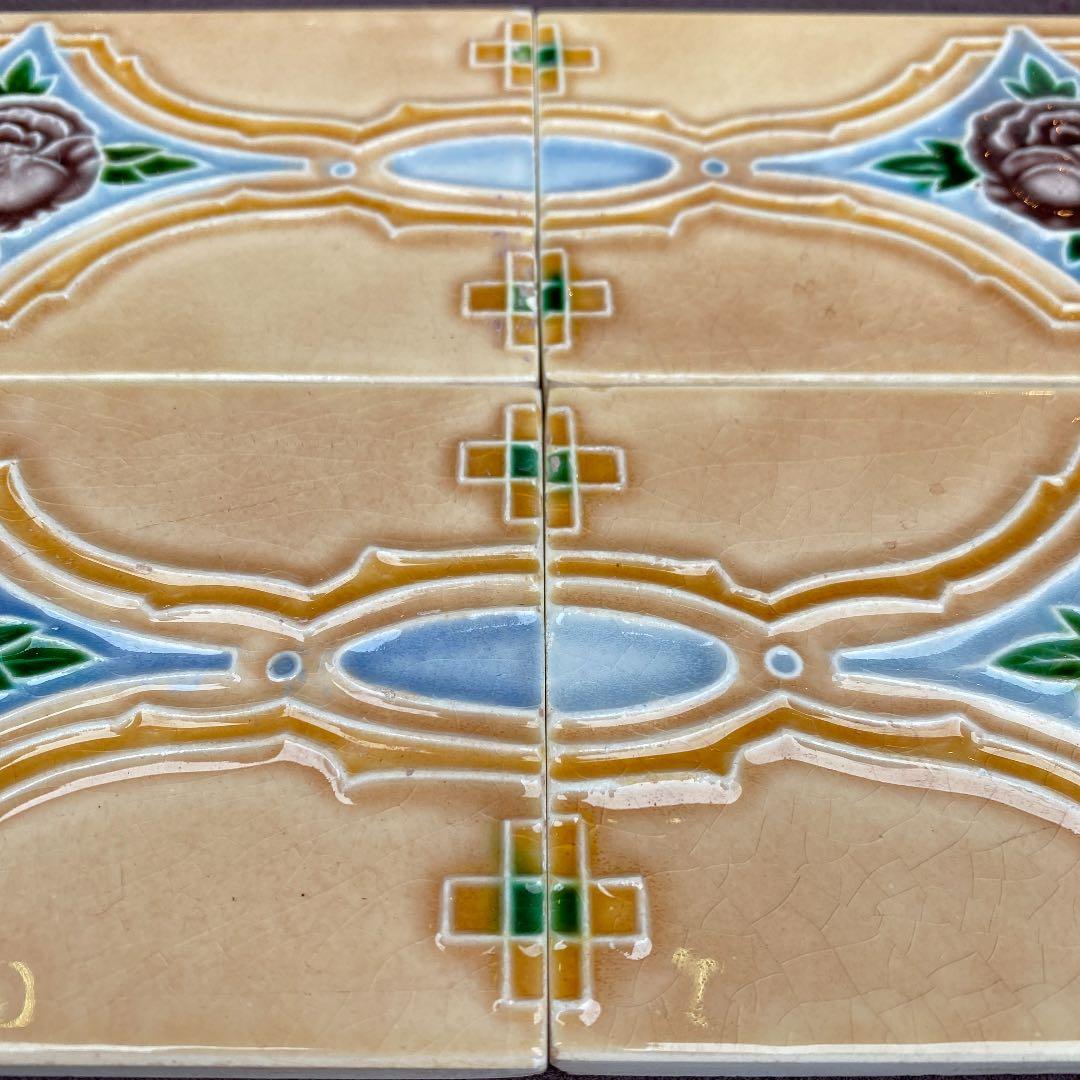 ハンドメイド日本製アンティークマジョリカタイル⑨Ａ４枚セット　プラナカンタイル