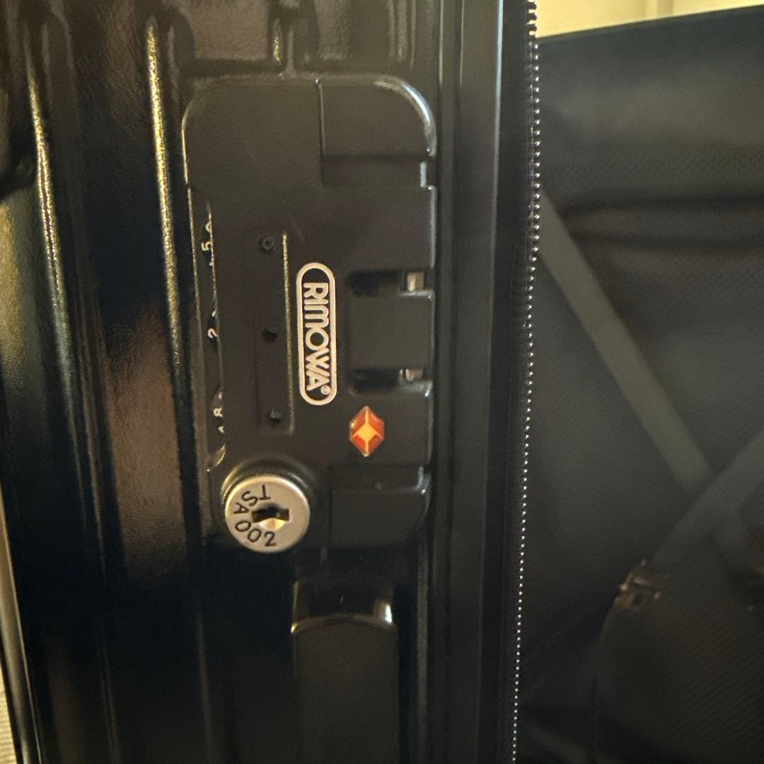 RIMOWA 2輪　スーツケース　機内持ち込み