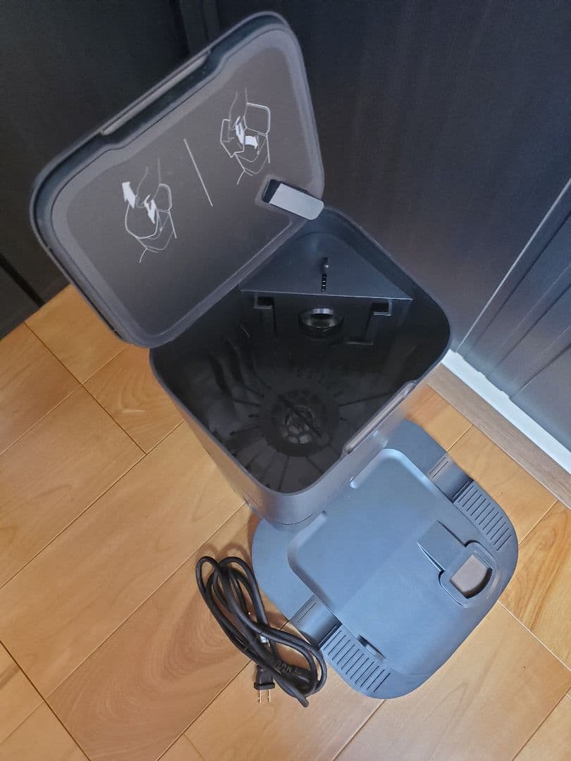 ルンバ i3+ ロボット掃除機本体＋クリーンベース（消耗品付き）