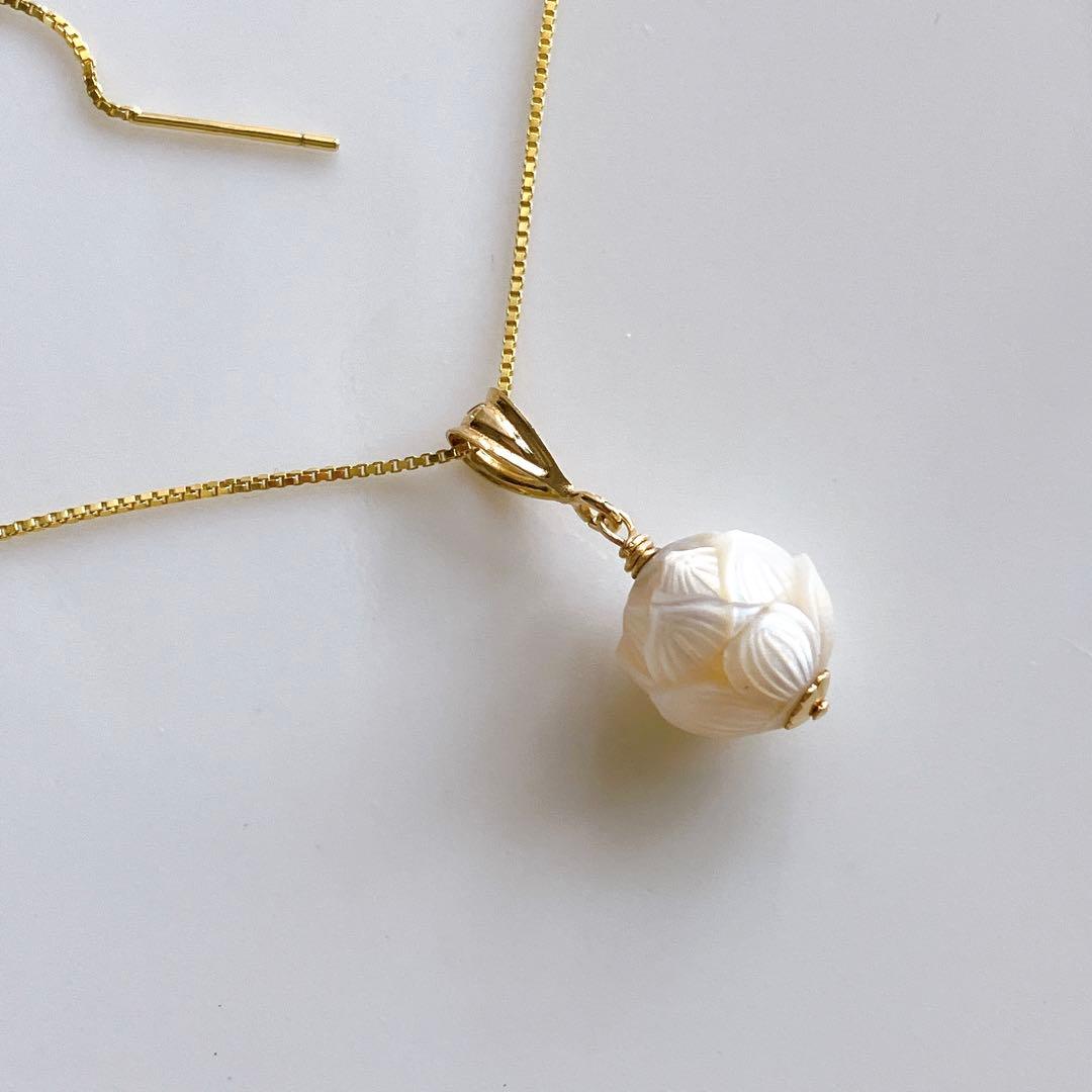 うぐいす◆1点物✧希少✧白蝶真珠ネックレス✧蓮カービング