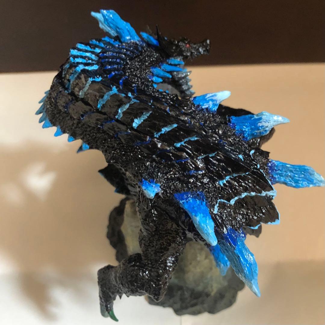 塗装済み ラギアクルス希少種 クリエイターズモデル フィギュア