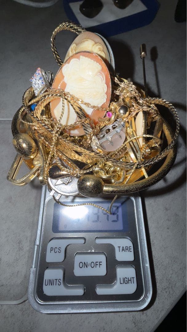 お*ん様 遺品整理　k18刻印　バラピアス　カメオトップ　チェーン ジュエリーセ