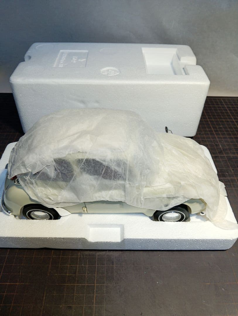 EBBRO SUBARU 360　1/12