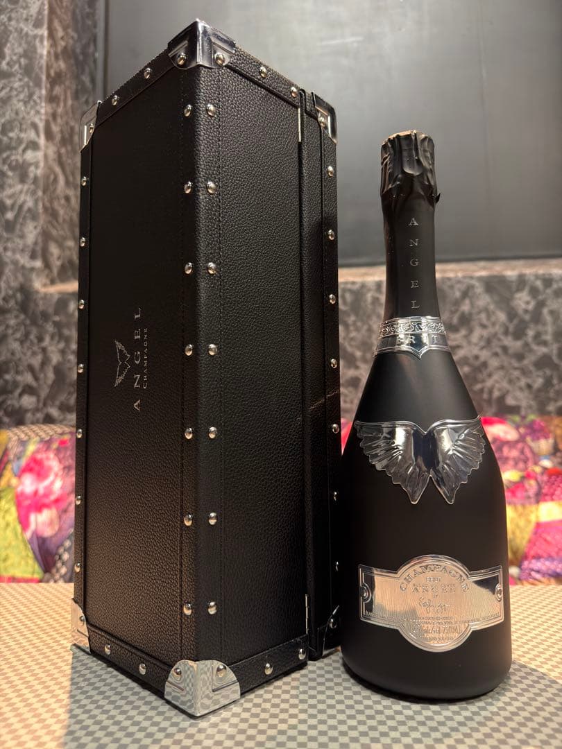 も*ぃ様 エンジェル シャンパン ブラック 黒 超美品