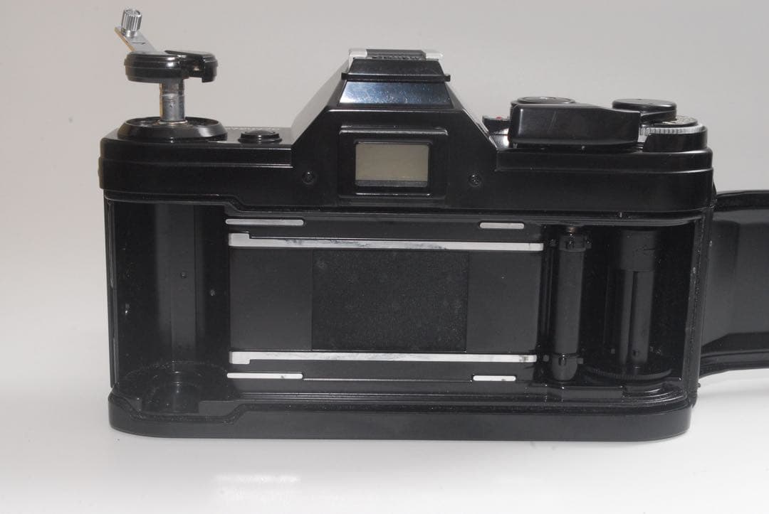 [美品]　Canon AE-1 ブラック fd 50mm f1.8