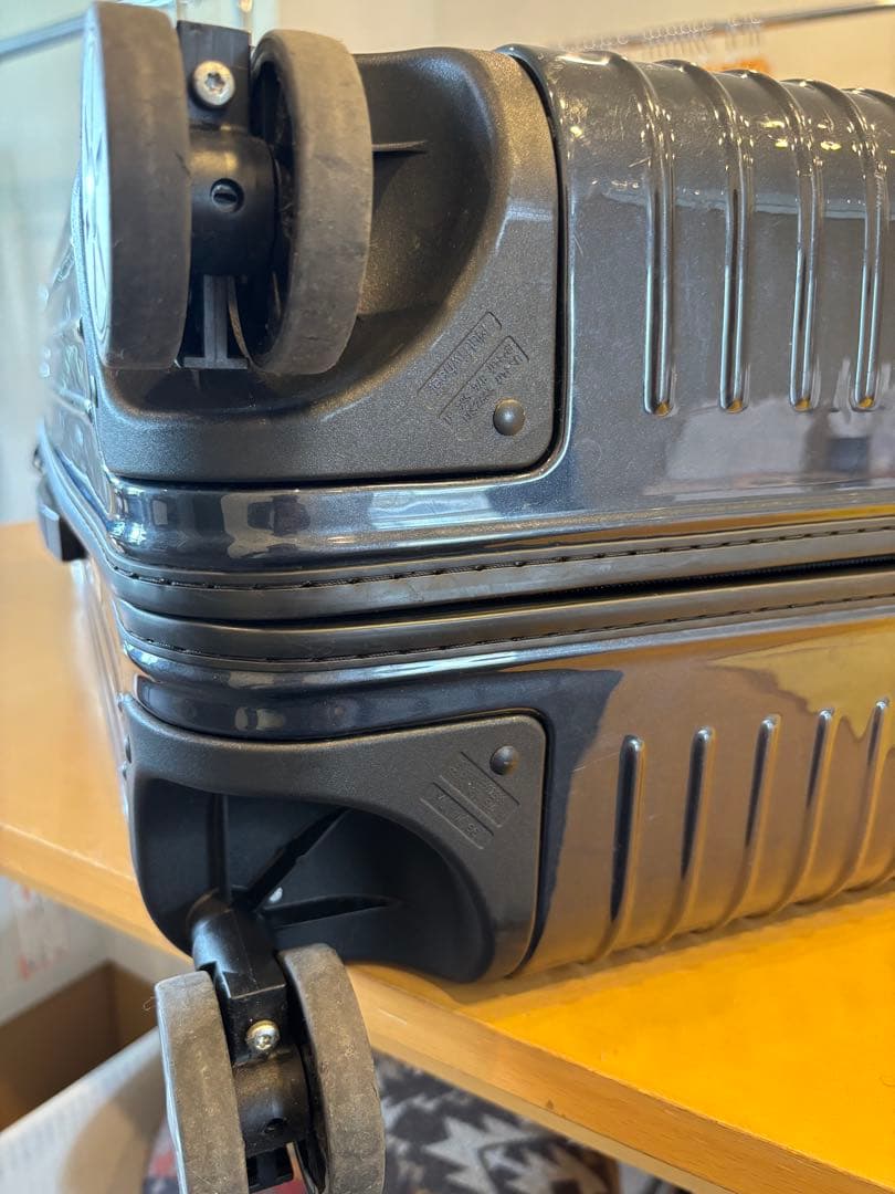 RIMOWA リモワ サルサ 97L キャリーケースポリカーボネート使用少　美品